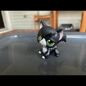 Old Littlest Pet Shop